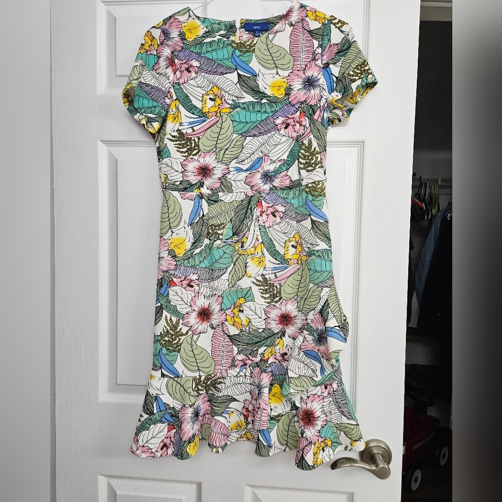 Apt. 9 Multicolor Floral Pattern Top